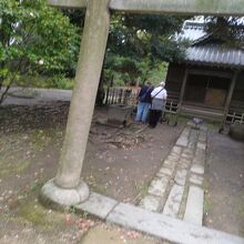 浜離宮恩賜庭園 旧稲生神社