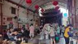 ラウ ヤ ケン フードコート