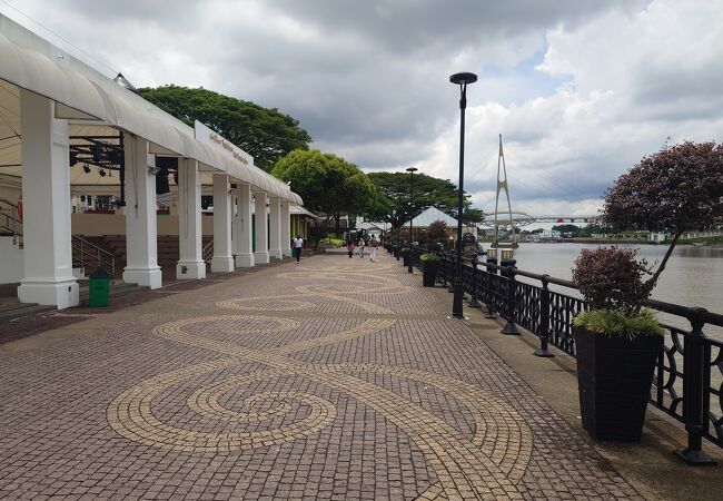 Kuching Esplanade