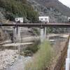 此処で豊川の水を宇連川に導水して豊川用水の水源として利用しています
