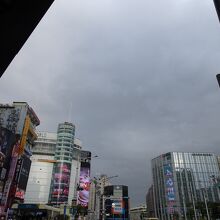 西門駅 (MRT板南線・松山線)