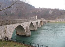 ヴィシェグラードのメフメド パシャ ソコロヴィッチ橋