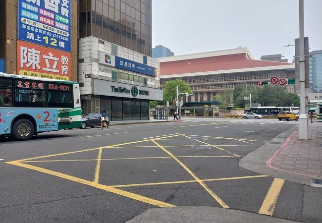 台北駅（桃園空港MRT）