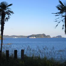 安和駅から見える安和海岸の景色