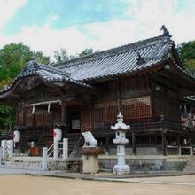 和気神社　和気清麻呂の生誕地にある神社。