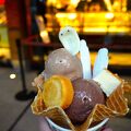 名物アイスもお土産も店内も、全部がかわいい！