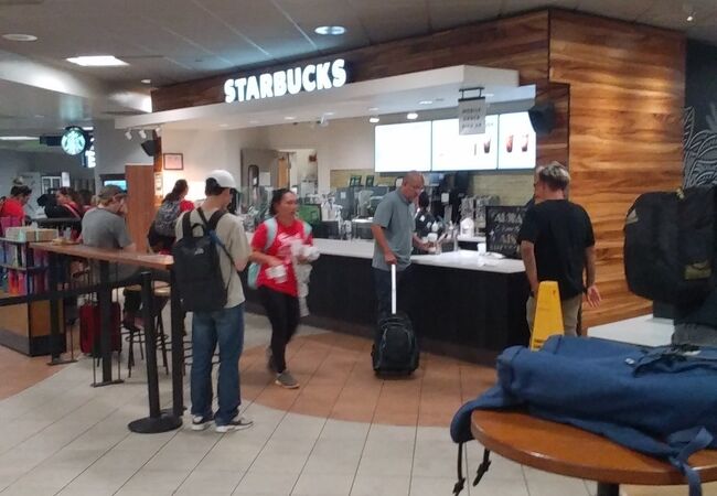 スターバックスコーヒー (ホノルル空港 ゲート12店) クチコミ