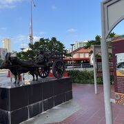 シンガポール・テッカセンター・リトルインディア駅