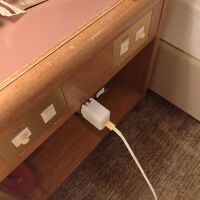 客室にコンセントが増設してあった