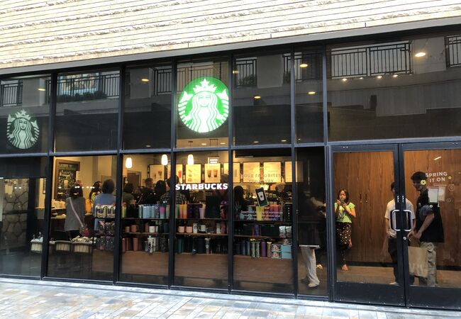 スターバックスコーヒー (メイシーズ アラモアナショッピングセンター店)