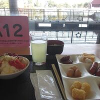 朝食バイキングのこの席が良かったです