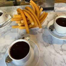 チョコラ手とチュロス