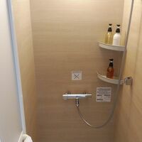 部屋はシャワールーム