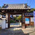 ともに重文である室町建築と鎌倉彫刻が堪能できる寺院