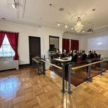 よく説明を読んで見学すべき場面