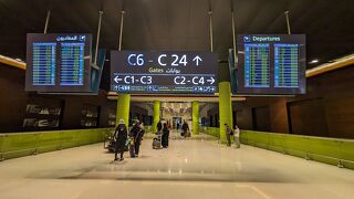 広く新しく近代的な空港