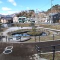 東日本大震災前の地面の高さがありありと分かる公園