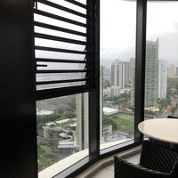 21F シティービューのバルコニー