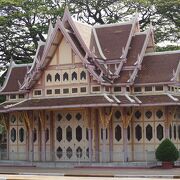 タイで一番美しい駅舎と言われています。