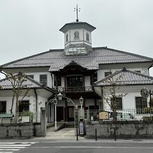 白雲館