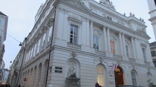 オーストリア科学アカデミー