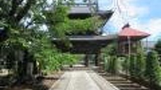 楼門は一見の価値があります