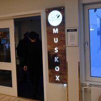 奥には本格的なレストランも・・・