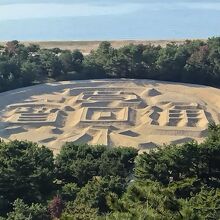 象ヶ鼻展望台から見た銭形砂絵