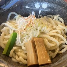 もつつけ麺