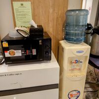 ロビーにレンジ等完備