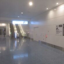 羽田空港第2ターミナル(国際線)ANAラウンジ