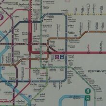 地下鉄バーンスー駅は、将来、パヤタイ駅と連接されるでしょう。
