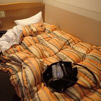 ちょっと乱れてますがベッド