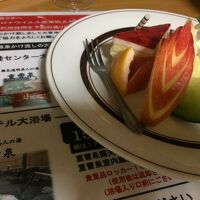 デザートも綺麗に盛り付けてくれます