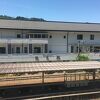 平岡駅に直結