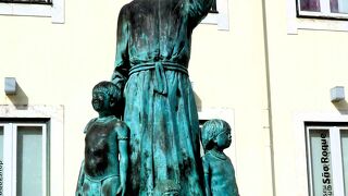 Statue of Father Antonio Viera