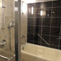 スーペリアツインはバスタブと洗い場が別れています。