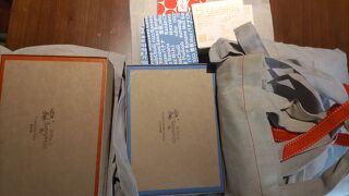 パイナップルケーキを買いに