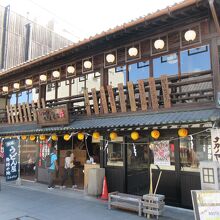 江戸時代の1850年建築という築170年の風情ある建物