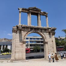 ハドリアヌスの凱旋門