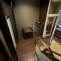 レンシあり、1卓4席だけの飲食スペース