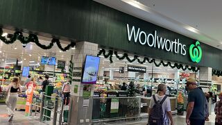 Woolworths (セントジョージズテラス)