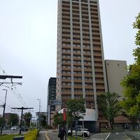 熊本駅を出て右手へ　すぐわかります