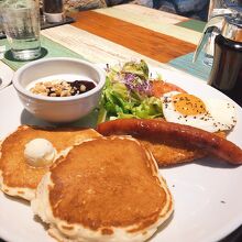 コナズ珈琲 寝屋川店