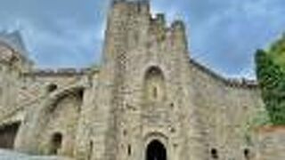 サンナザール門