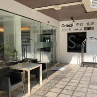 左奥に入口がありました