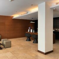 着席しての手続きになります