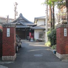 妙行寺山門