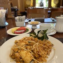 レストランでの食事