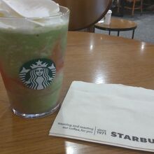 スターバックスコーヒー 新千歳空港店